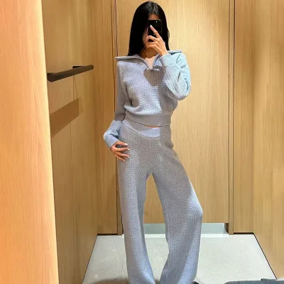 Ensemble haut et pantalon femme en tricot uni