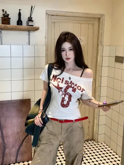 Haut court à manches courtes en coton pour femme