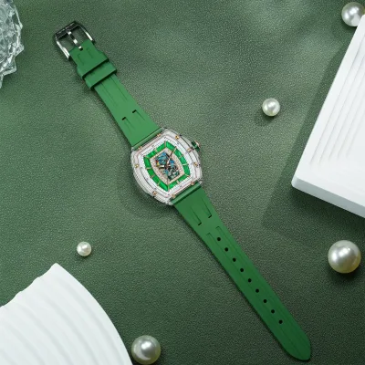 Montre femme à quartz, bracelet en caoutchouc – image 3