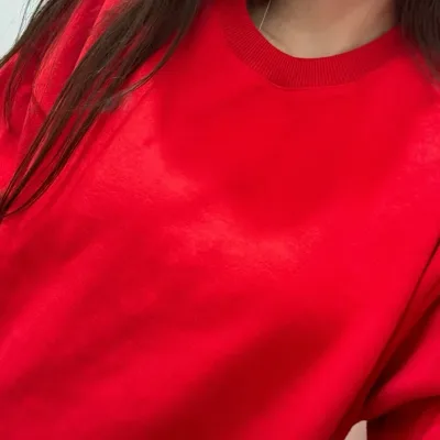 Sweat femme à col rond en coton uni – image 2
